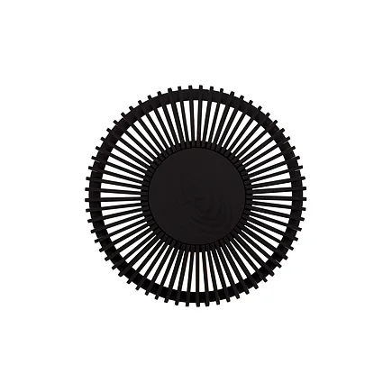 Provedení: černý dub